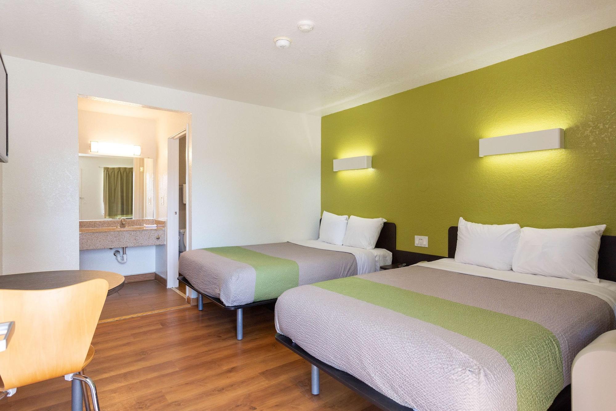 Motel 6-Camp Springs, Dc - South Камп Спрингс Екстериор снимка
