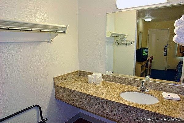 Motel 6-Camp Springs, Dc - South Камп Спрингс Екстериор снимка