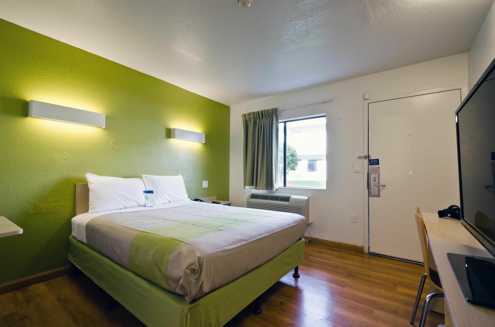 Motel 6-Camp Springs, Dc - South Камп Спрингс Екстериор снимка