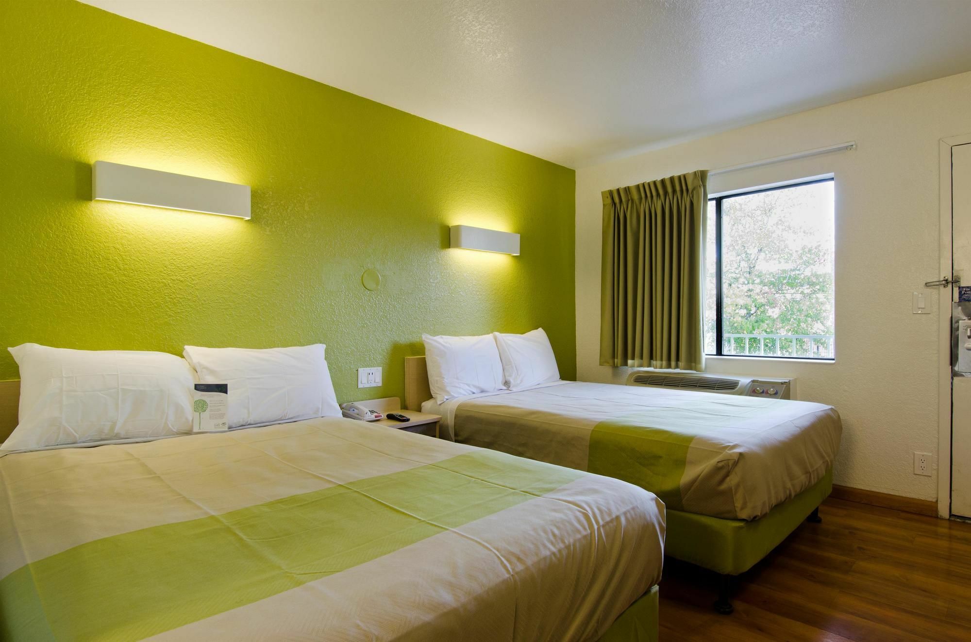 Motel 6-Camp Springs, Dc - South Камп Спрингс Екстериор снимка